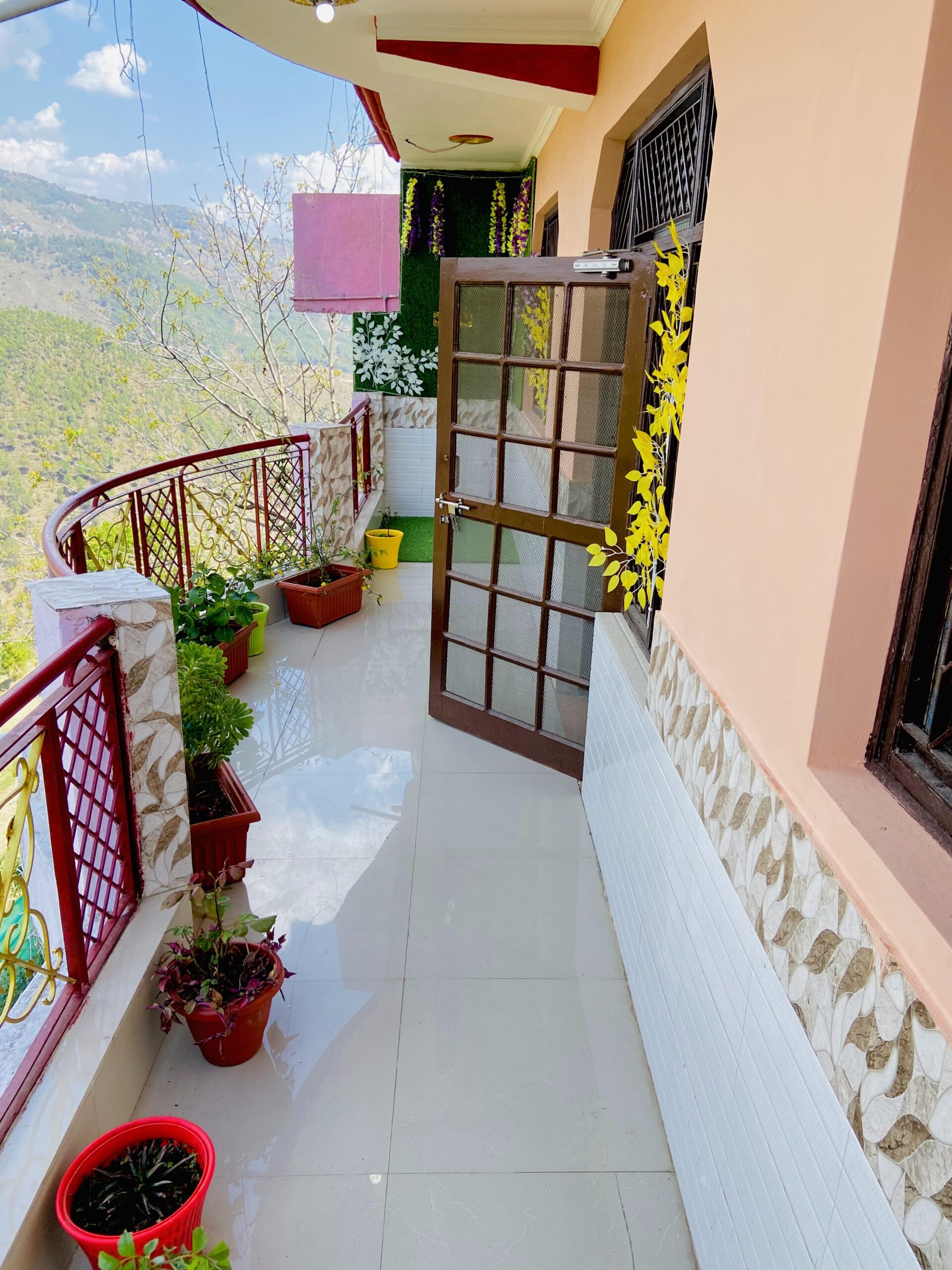 ROOMS 2024 03 31 13 30 img 1780