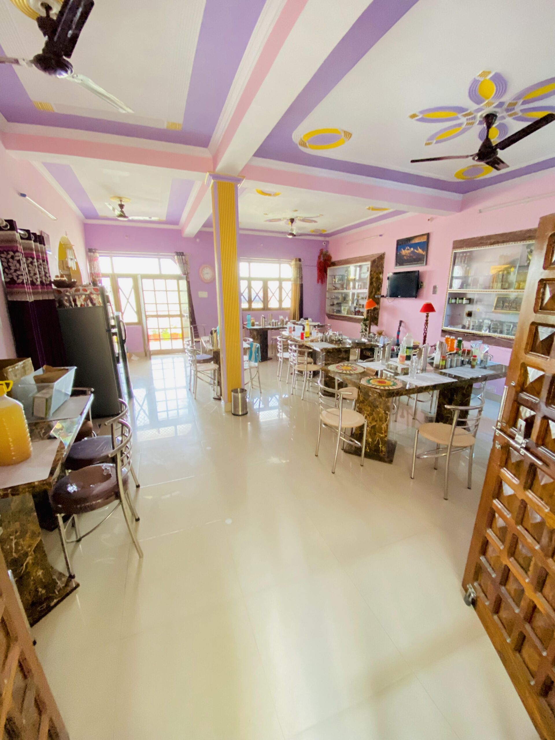 DINING 2024 03 31 14 43 img 1849